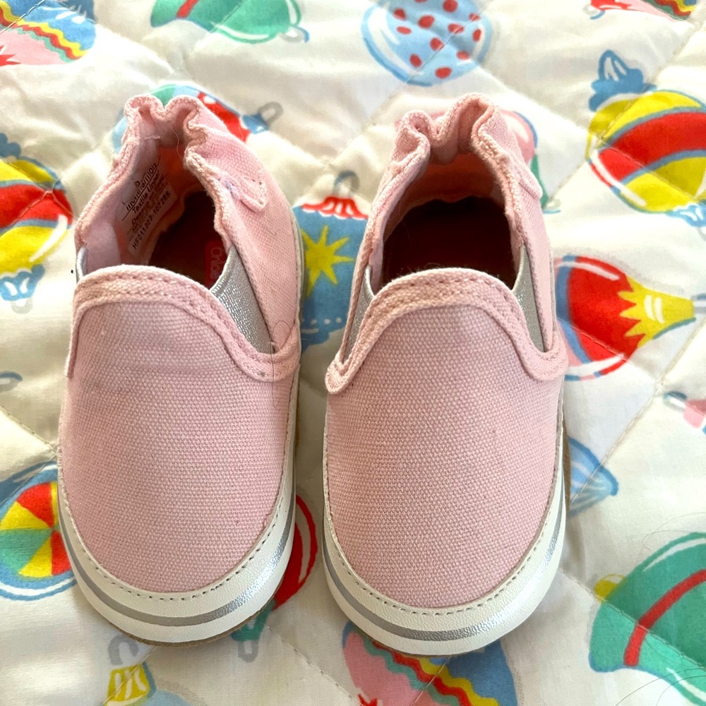 NWOT Robeez baby shoes pink 0-6 months